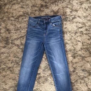 American eagle light wash skinny jeans